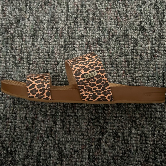 Reef women’s cushion vista slides- leopard - Picture 3 of 3